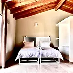 Mythos Apts Rentit Apart Otel 4*