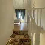 Mythos Apts Rentit