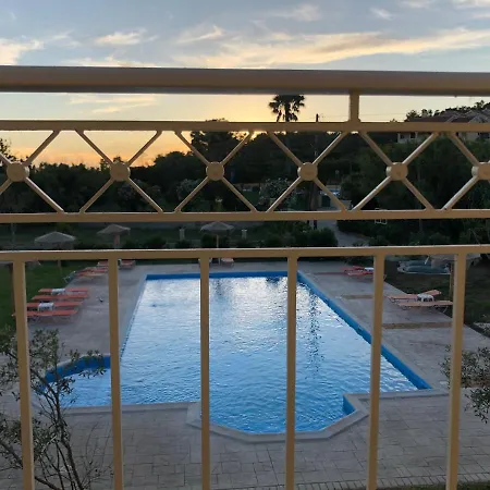 Appart hôtel Mythos Apts Rentit 4*