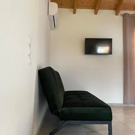 Mythos Apts Rentit Aparthotel *