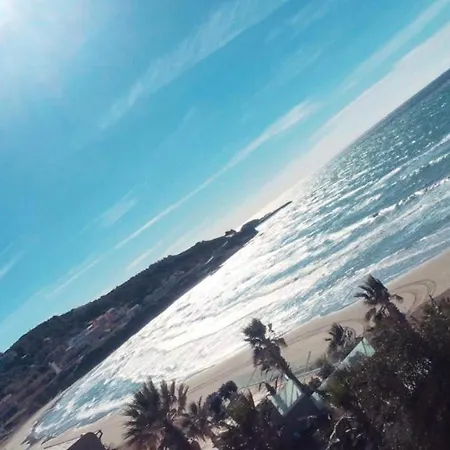 Mythos Apts Rentit