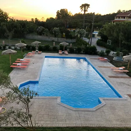 Mythos Apts Rentit 4*