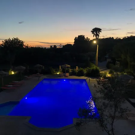 Mythos Apts Rentit Apartahotel 4*