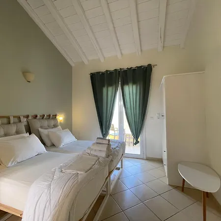 Mythos Apts Rentit 4*